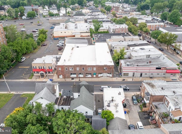 14 E MORELAND AVENUE, HATBORO, PA 19040