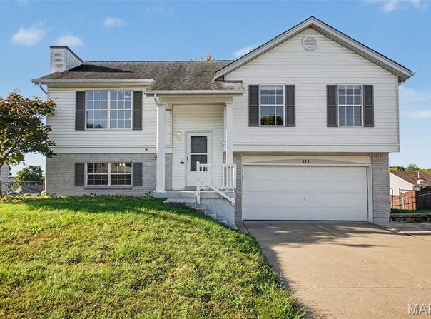 624 Longhorn Drive, O'Fallon, MO 63368