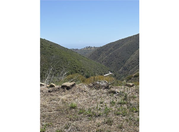 12110 Yellow Hill Road, Malibu, CA 90265