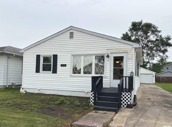 1614 E Converse Avenue, Springfield, IL 62702