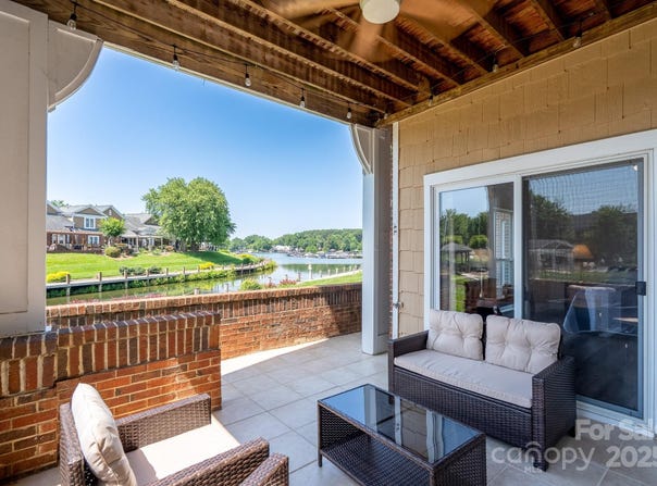 18511 Harborside Drive, Cornelius, NC 28031