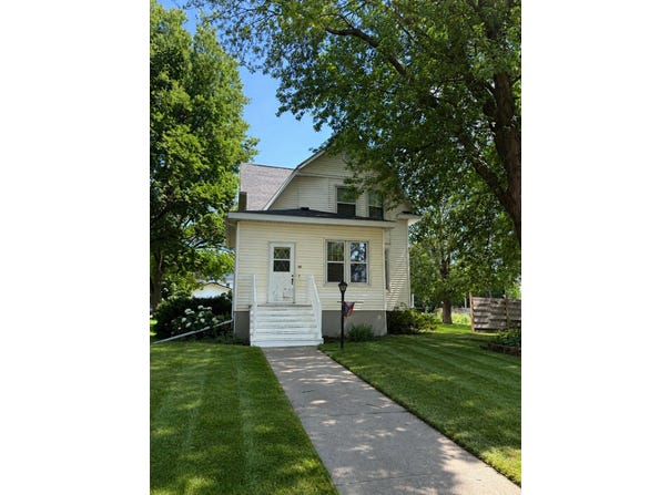 98 Vernon Avenue, Morgan, MN 56266