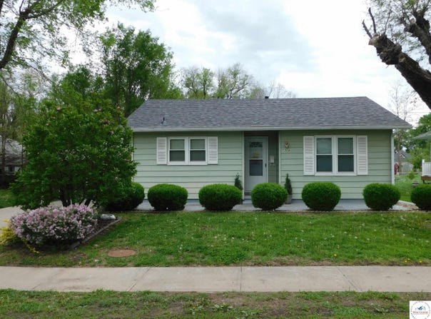 308 E Oak St., Clinton, MO 64735