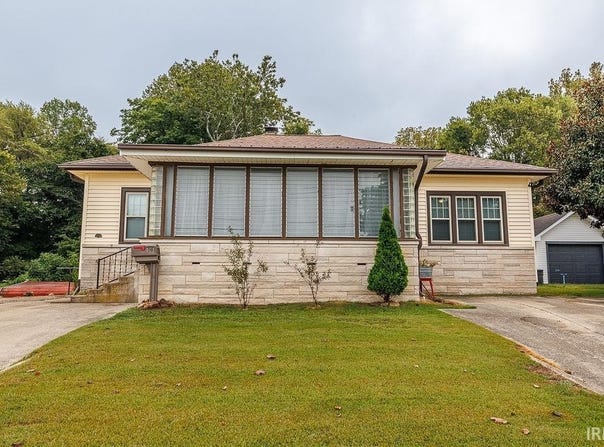 171 N Lewis Street, Bloomfield, IN 47424