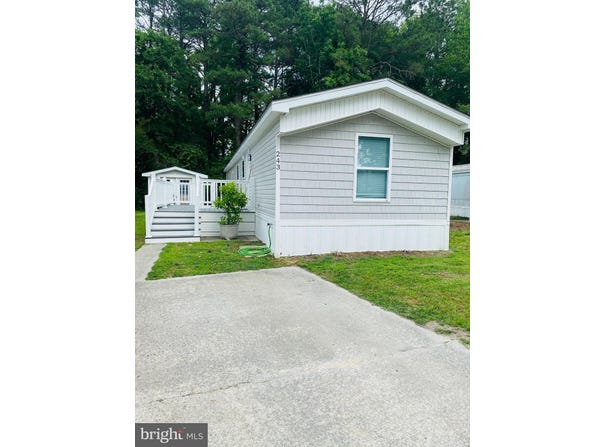 243 SAND CASTLE BOULEVARD, FRUITLAND, MD 21826