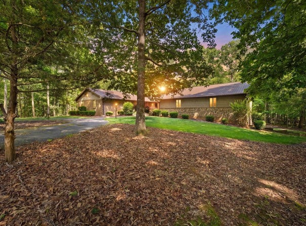620 Walnut Grove Road, Roebuck, SC 29376