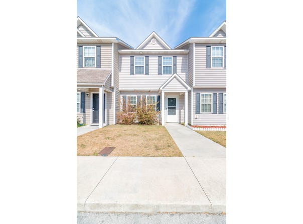 307 Burley Drive, Hubert, NC 28539