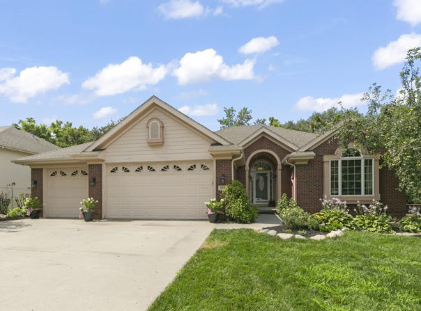 2511 EAGLE RIDGE Drive, COUNCIL BLUFFS, IA 51503