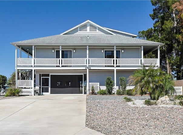 1740 NW 20th Avenue, Crystal River, FL 34428