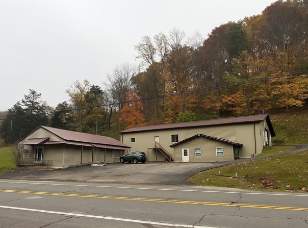 8377 Route 152, wayne, WV 25507