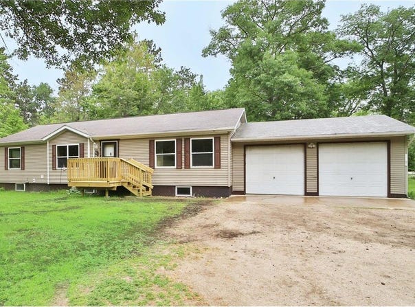 4102 Shamineau View Road, Motley, MN 56466