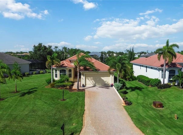 225 ARLINGTON Drive, PLACIDA, FL 33946