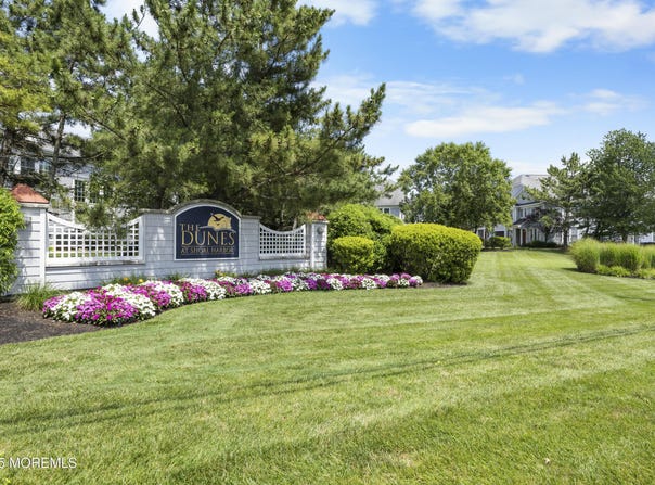 43 Skimmer Lane, Port Monmouth, NJ 07758