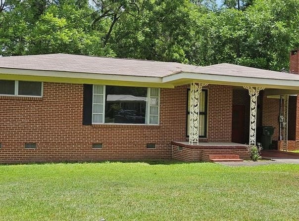 1109 Sumter, Dothan, AL 36301
