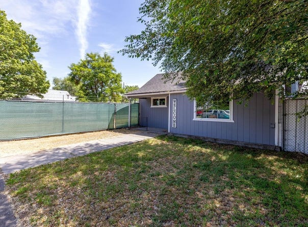1730 E Mallon Ave, Spokane, WA 99202