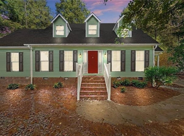 3214 W Cornwallis Drive, Greensboro, NC 27410