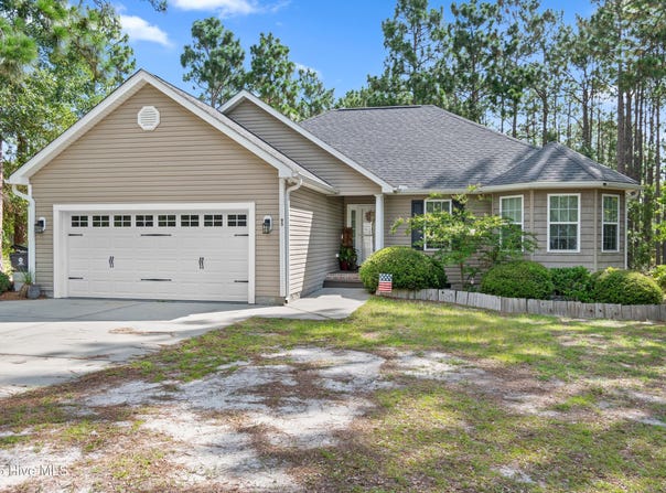 95 Canal Drive, Southport, NC 28461