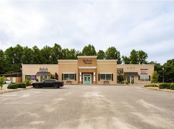 3005 Us Highway 84, Blackshear, GA 31516