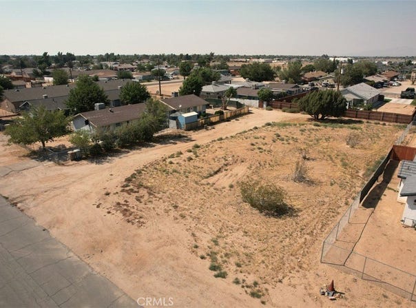 10 Live Oak St Street, Hesperia, CA 92345