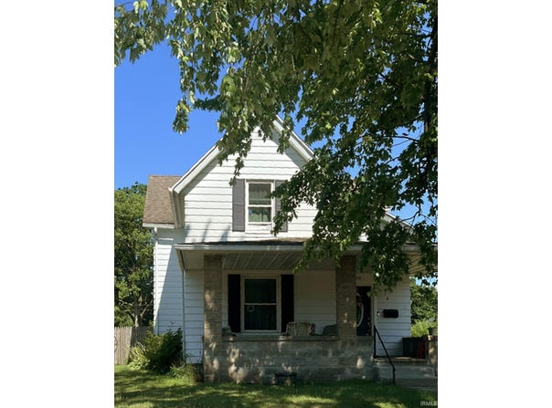 946 S 23Rd Street, South Bend, IN 46615-1702