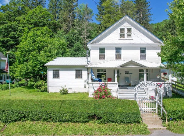 1131 Cadosia Rd, Hancock, NY 13783