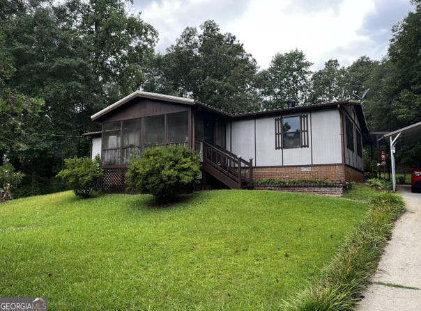 40 Collins, West Point, GA 31833