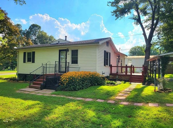 106 School Street, Livermore, KY 42352