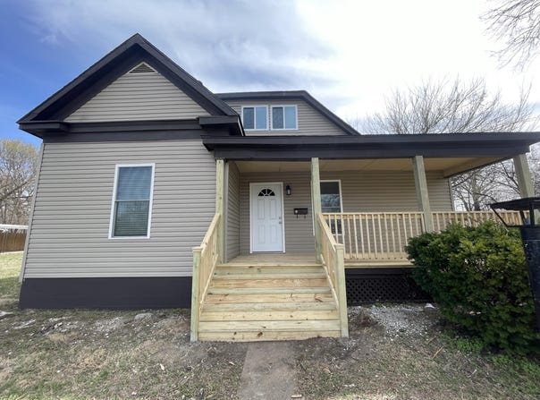 1202 N National Avenue, Springfield, MO 65802