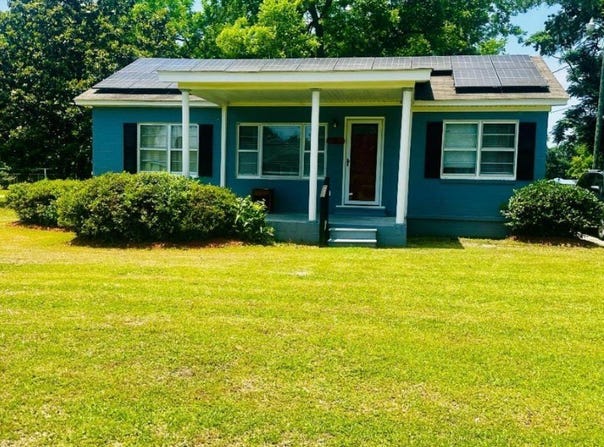 8 Raymond St., Andrews, SC 29510