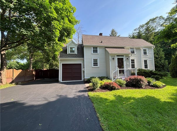 812 Winifred Drive, Webster, NY 14580