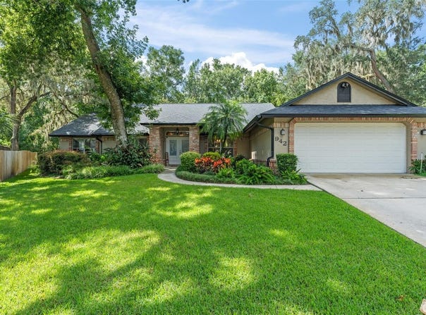 942 DEERWOOD LOOP, LONGWOOD, FL 32779