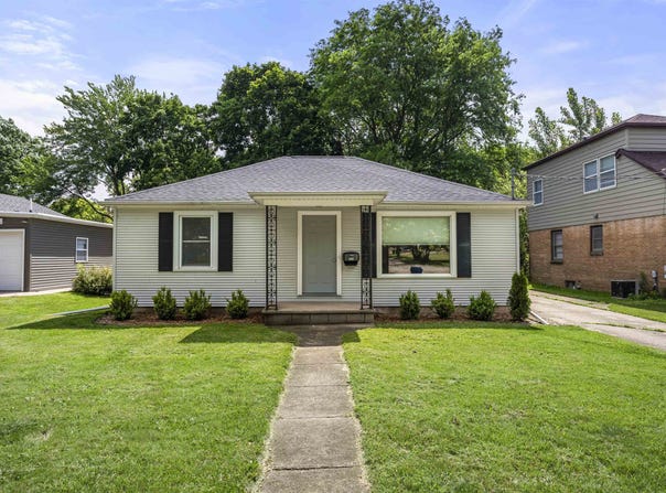 358 WINNEBAGO Avenue, MENASHA, WI 54952-3437