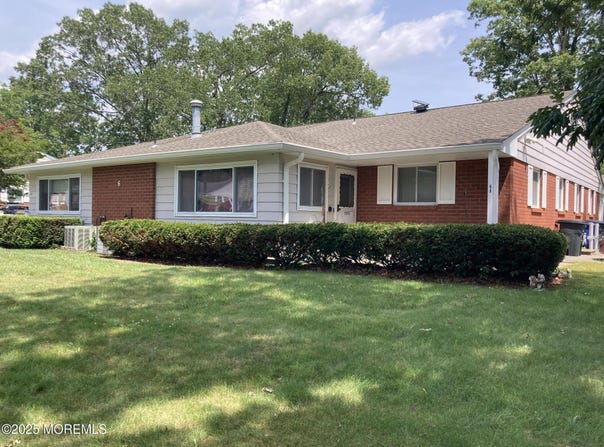 6a Dove Street, Manchester, NJ 08759