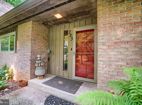 723 E MCCORMICK AVENUE, STATE COLLEGE, PA 16801