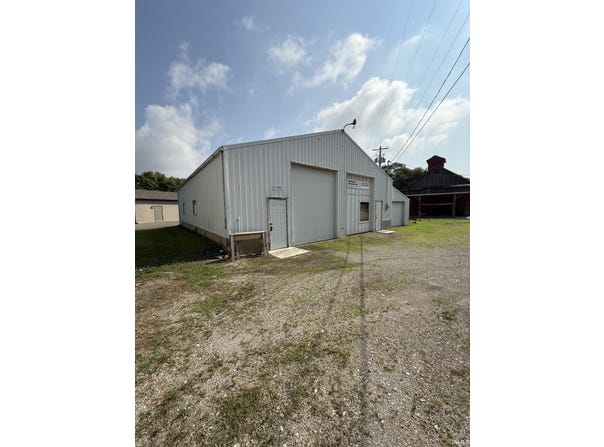 17315 Antwerp Road, Harlan, IN 46743