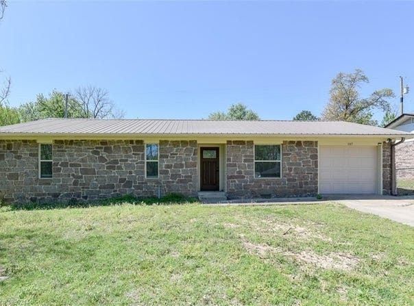 107 Price  ST, Roland, OK 74954