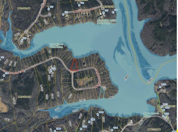 401 Terrapin Pointe, Hodges, SC 29653
