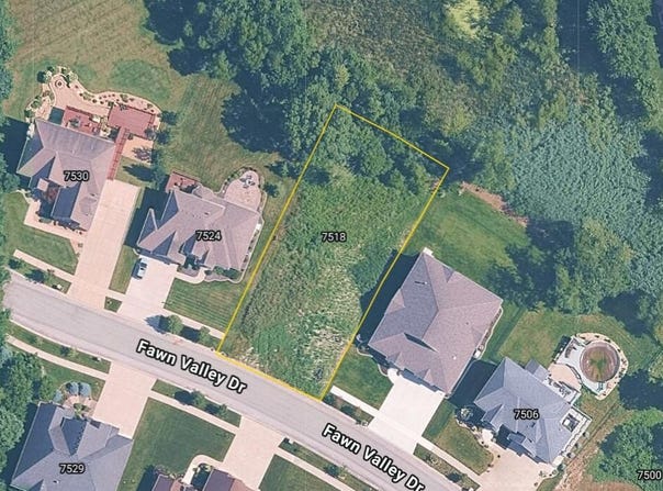 7518 Fawn Valley Drive, Schererville, IN 46375
