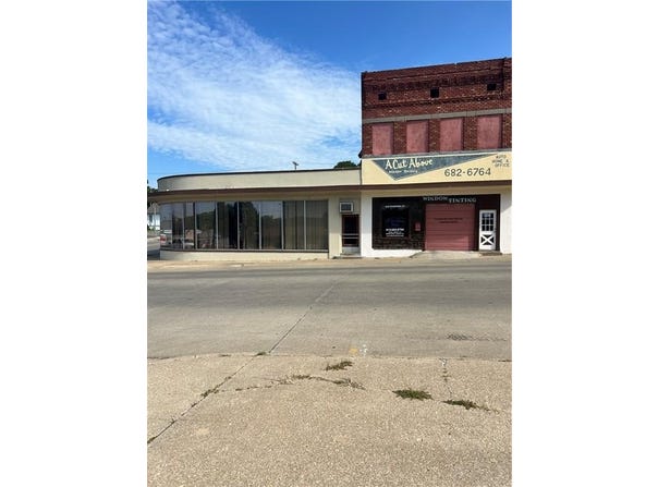 630 Shawnee Street, Leavenworth, KS 66048