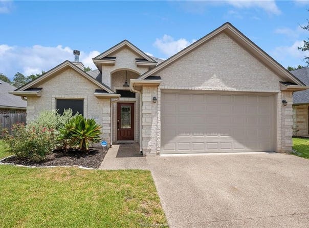 3709 Dove Crossing Lane, College Station, TX 77845