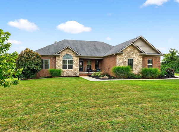 490 Chrisman Oaks Trail, Nicholasville, KY 40356