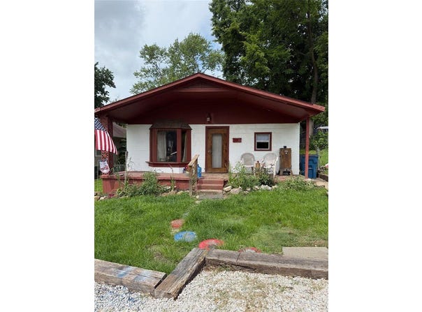 203 Washington Avenue, Scott City, MO 63780