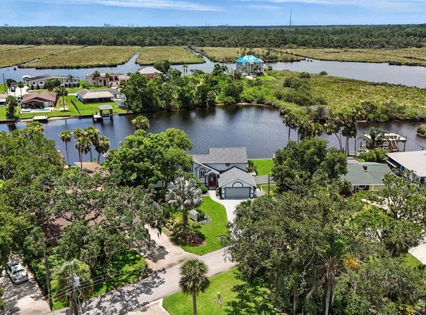 453 Palm Avenue, Ormond Beach, FL 32174