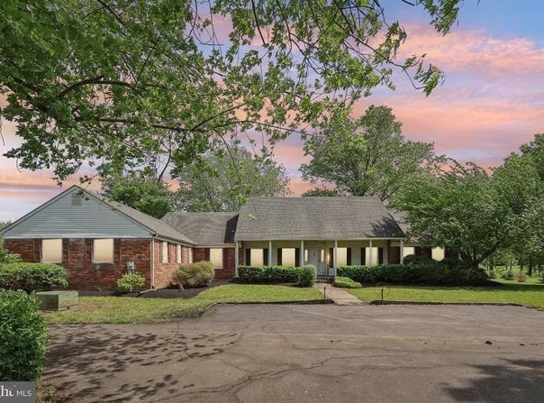 237 BORDENTOWN-GEORGETOWN ROAD, CHESTERFIELD, NJ 08515