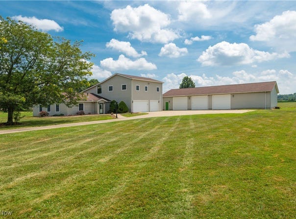 34433 Law Road, Grafton, OH 44044