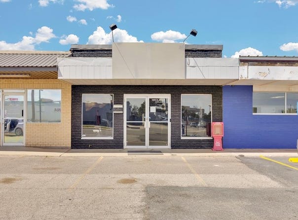 1005 N Midkiff Rd, Midland, TX 79701