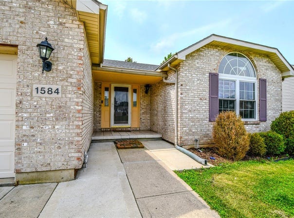 1584 Farrington Drive, Kettering, OH 45420