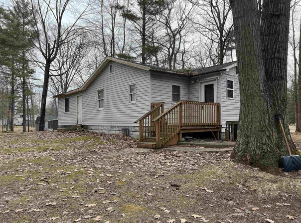 5330 E 11th Street, Au Gres, MI 48703