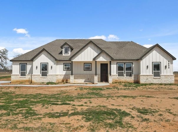 1955 Johnnie Drive, Springtown, TX 76082