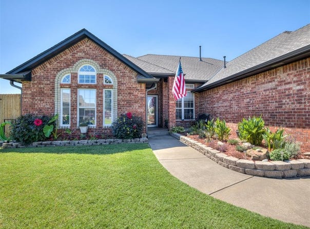 4101 Evening Star Court, Yukon, OK 73099